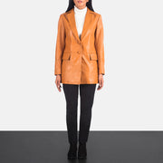 
Marilyn Tan Brown Leather Blazer - Boční pohled ukazující ergonomický střih rukávů