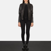 
Rave Brown Leather Biker Jacket - Boční pohled ukazující ergonomický střih rukávů