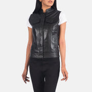 
Detailní pohled of Band & Zipper Hardware on Rayne Moto Černá Kožená vesta pro Dámy