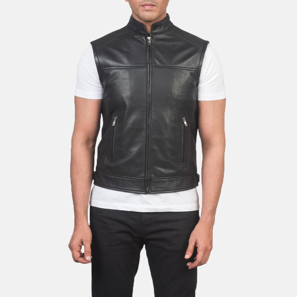 
Detailní pohled of Band & Zipper Hardware on Roland Černá Leather Biker Vest pro Pány