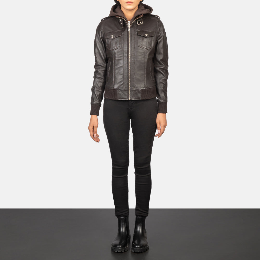 
Roslyn Brown Hooded Leather Bomber Jacket - Boční pohled ukazující ergonomický střih rukávů