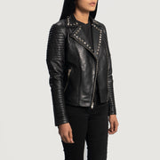 
Black Sheepskin Leather Biker Jacket - Zadní pohled s definovanými rameny a čistým lemem