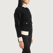 
Black Goatskin Suede Bomber Jacket - Zadní pohled s definovanými rameny a čistým lemem