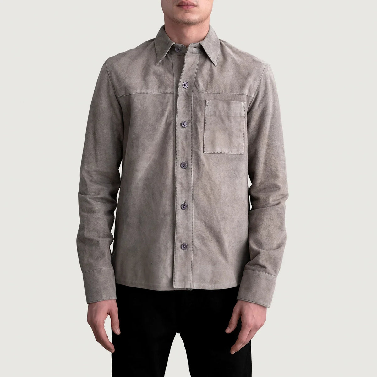
Scout Grey Suede Leather Shirt pro Pány pro Pány - Boční pohled ukazující ergonomický střih rukávů