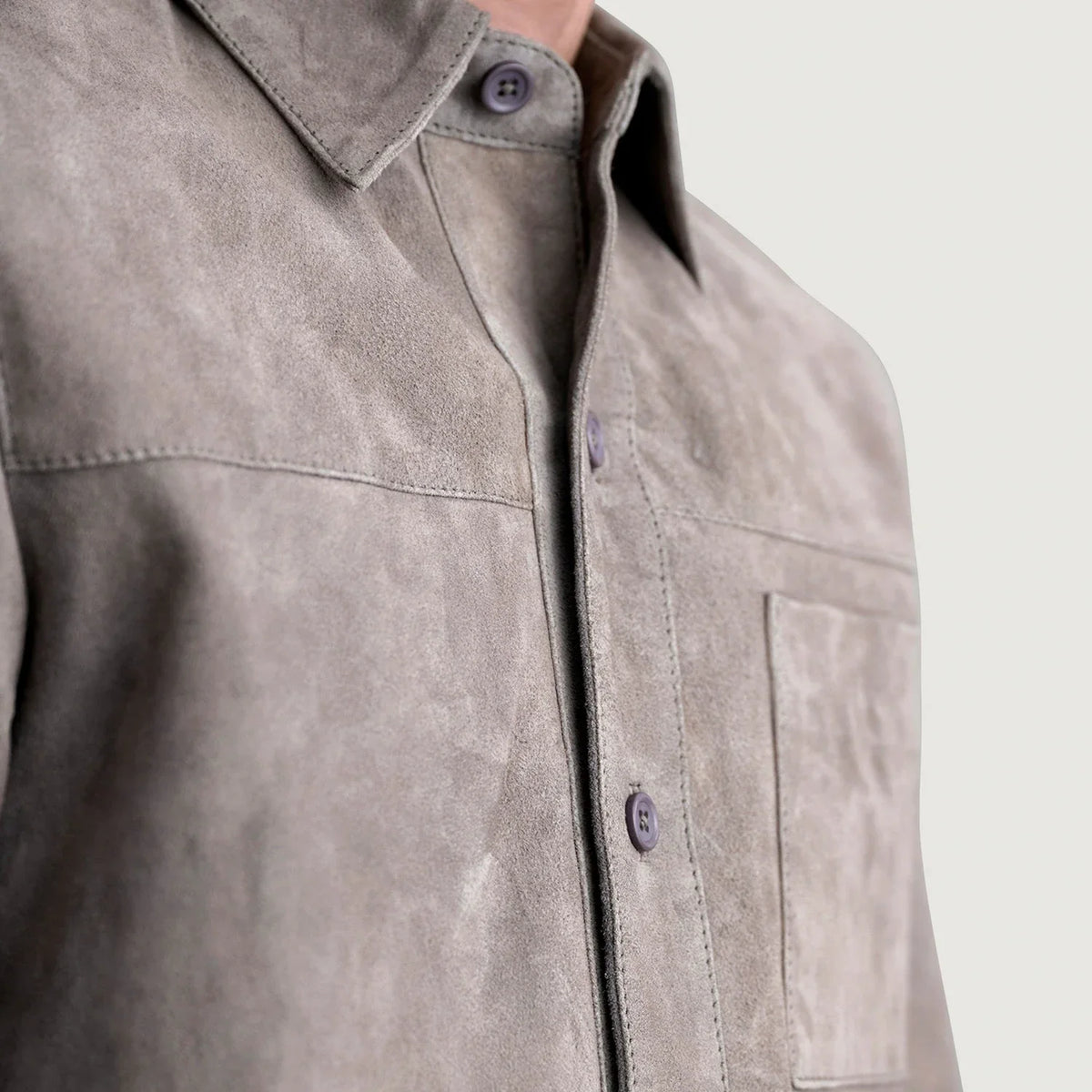 
Pohled na podšívku Showing Viscose Lining & Dvě funkční vnitřní kapsy
