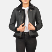 
Sherilyn B-3 Distressed Black Leather Bomber Jacket in Distressed Black Sheepskin Snuffed - Přední pohled a přiléhavá silueta | Koupit online