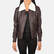 
Stella G-1 Maroon Leather Bomber Jacket in Maroon Sheepskin Leather - Přední pohled a přiléhavá silueta | Koupit online