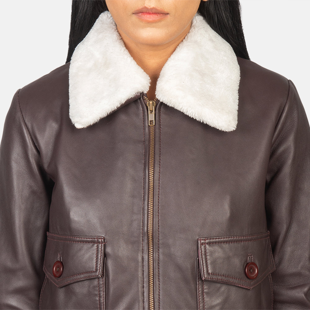 
Pohled na podšívku Showing Quilted Polyester Lining & Dvě funkční vnitřní kapsy