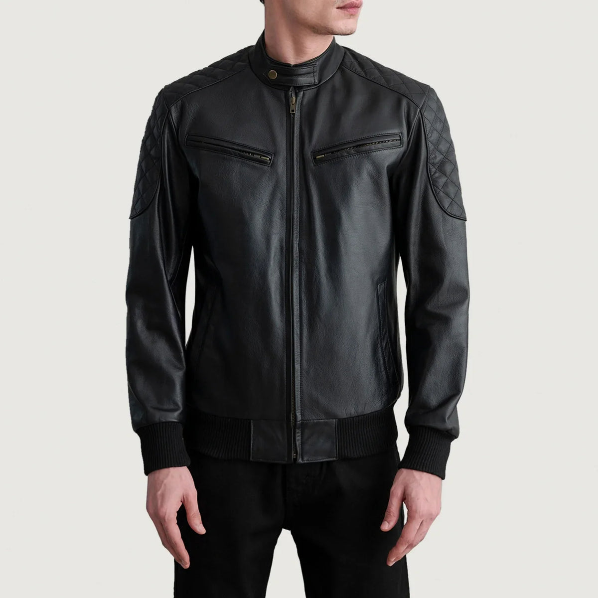 
Sven Mocha Suede Bomber Jacket in Dark Brown Goatskin Suede - Přední pohled a přiléhavá silueta | Koupit online