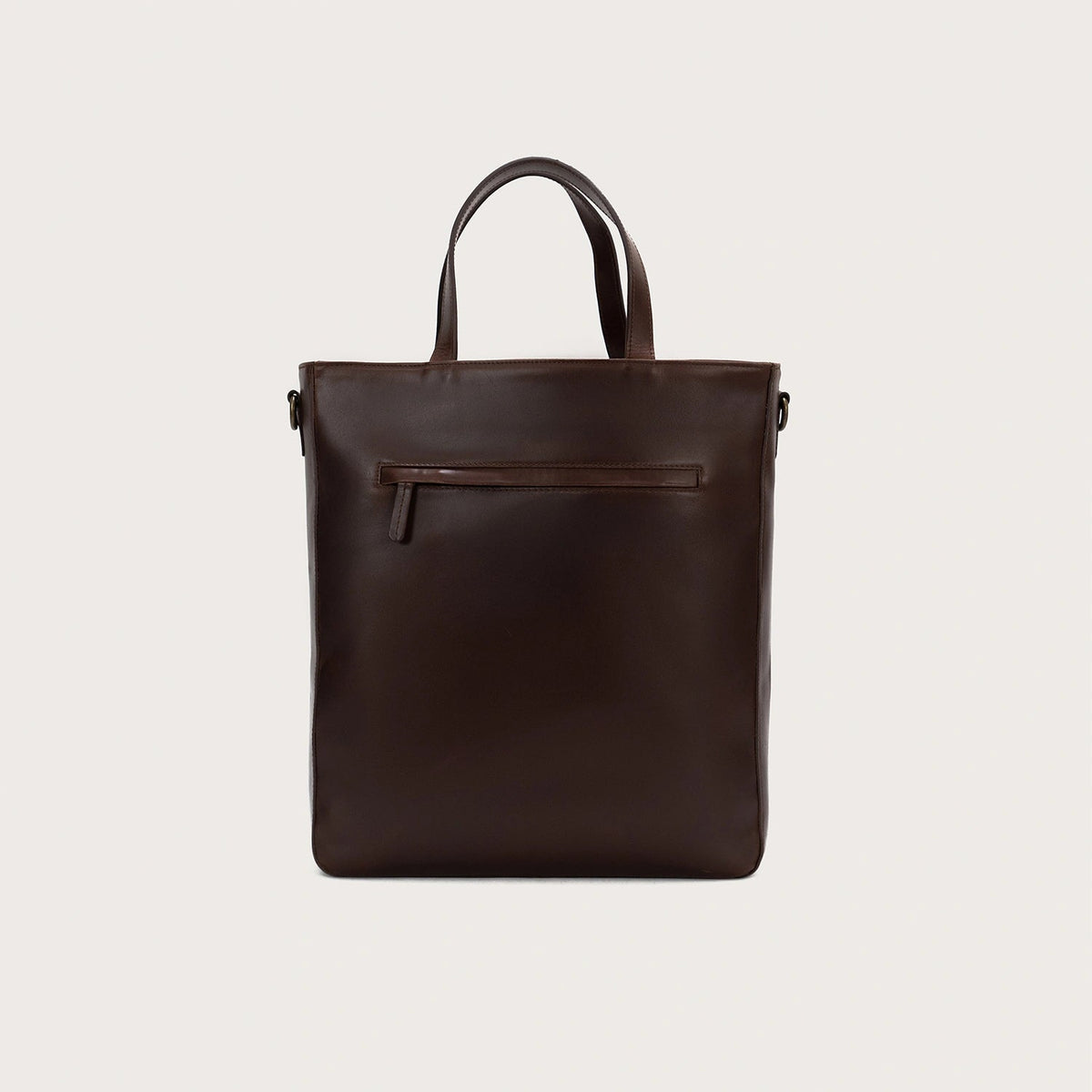 
Vintage Brown Full-Grain leather Bag - Zadní pohled se zesílenými koženými popruhy