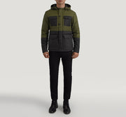 
Wayne Černá & Olivově zelená Hooded Puffer Kožená bunda pro Pány - Boční pohled ukazující ergonomický střih rukávů