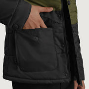 
Pohled na podšívku Showing Quilted Viscose Lining & Dvě funkční vnitřní kapsy